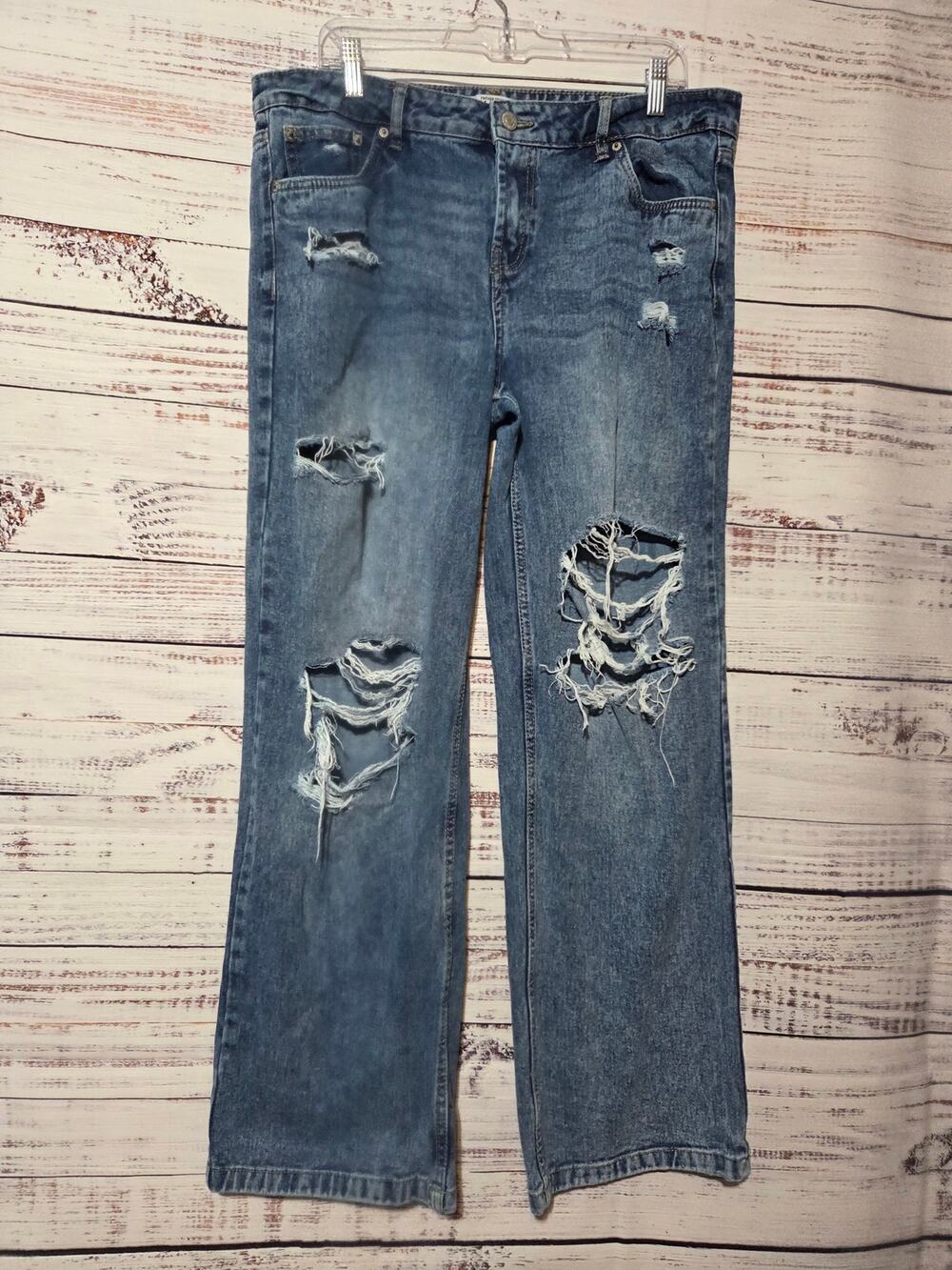 Refuge Denim Skater Jeans Junior Size 11 Distressed Wide Leg Low Rise Rise